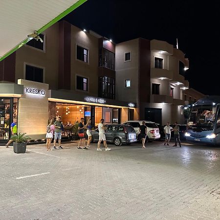 Hotel Kresko Lushnjë Buitenkant foto