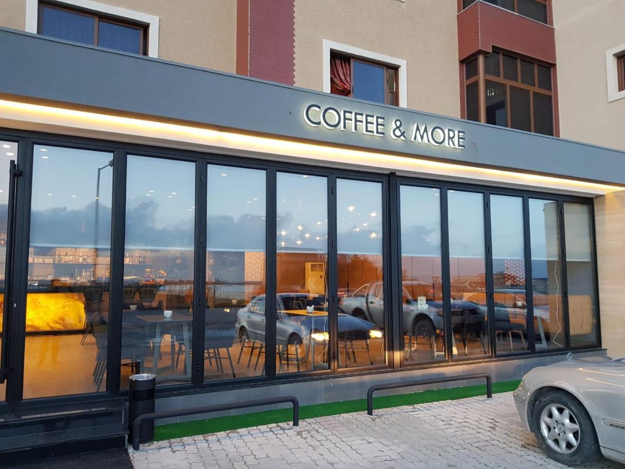 Hotel Kresko Lushnjë Buitenkant foto
